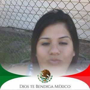 Meet your Posher, Roxanna